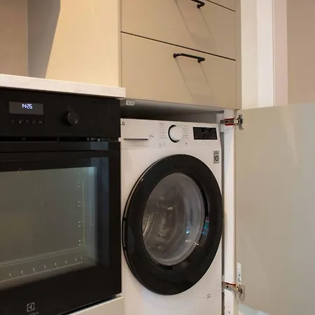 Modern 2br Near S - Sleeps 6, New & Cozy Apartment *