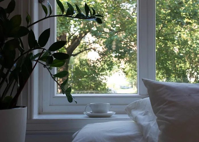 Modern 2br Near S - Sleeps 6, New & Cozy شقة *